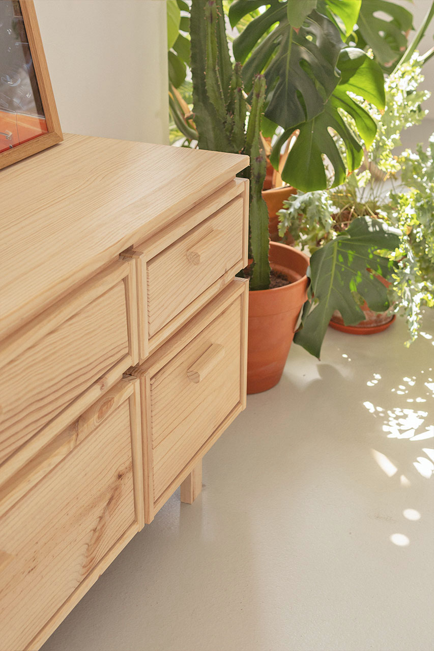 Imagen de ambiente 2 para:Cómoda de madera natural